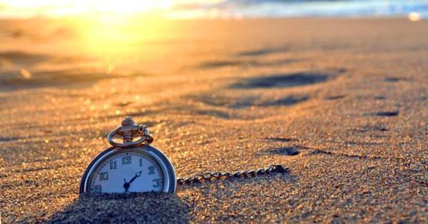 jam di tepi laut Hilang jam tangan di tepi laut