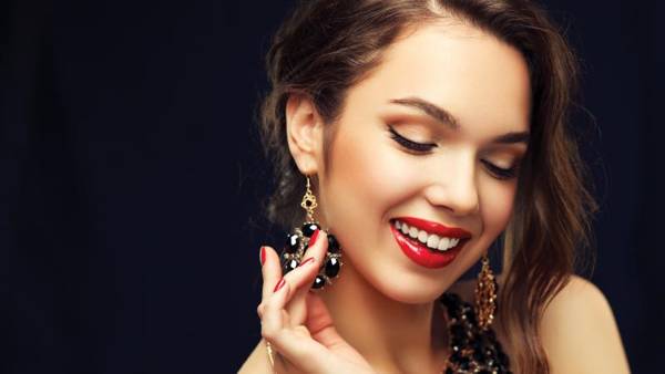 pertanda kehilangan anting-anting 