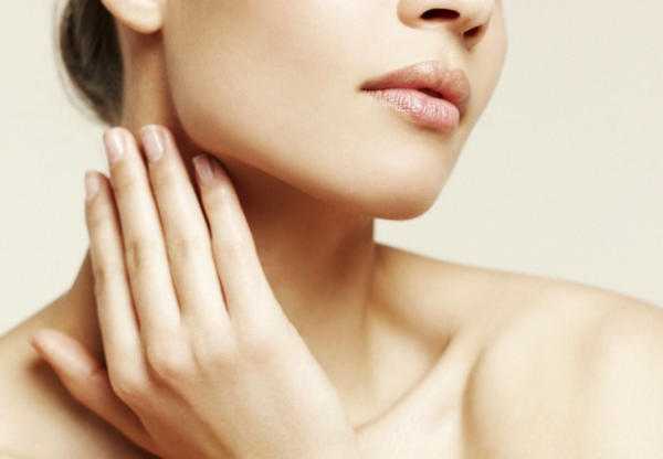 Gatal leher di sebelah kanan atau kiri Gatal leher di sebelah kanan atau kiri