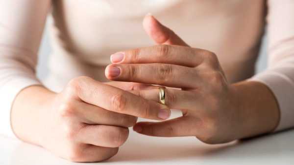 Cubalah cincin dalam mimpi 