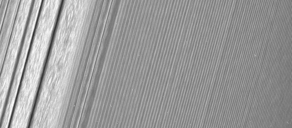 'Cassini' mengambil salah satu gambar cincin Saturnus yang paling terperinci 