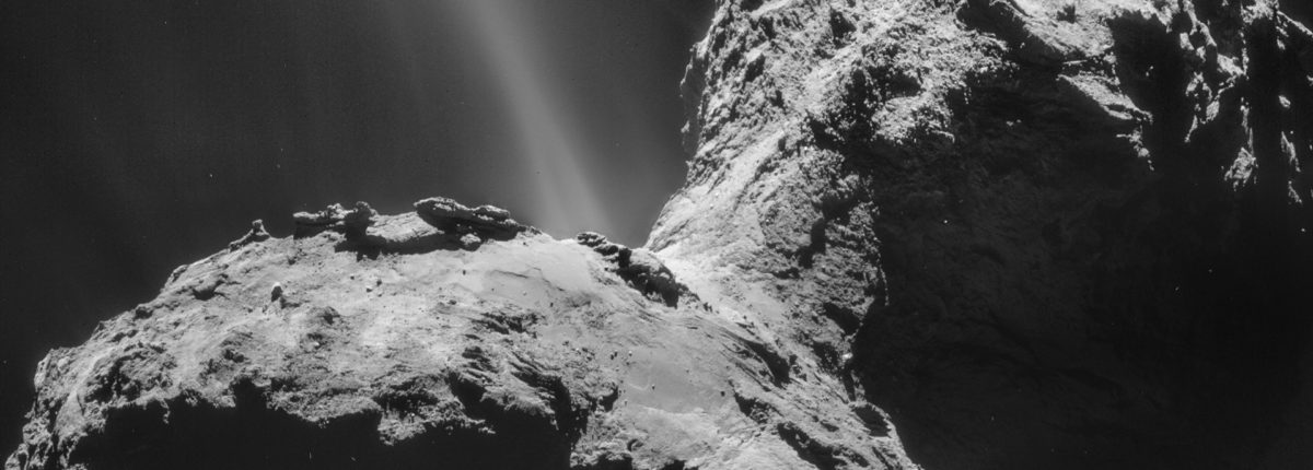 Kejutan ais komet Churyumov-Gerasimenko 