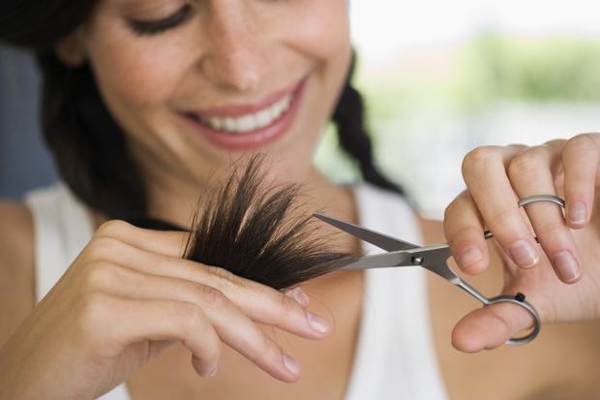 mengapa anda tidak boleh memotong rambut anda sendiri 