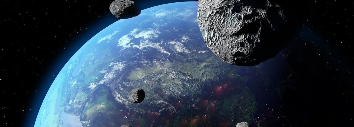 Observatorium Slooh: asteroid terbang di antara Bumi dan Bulan pada waktu pagi 