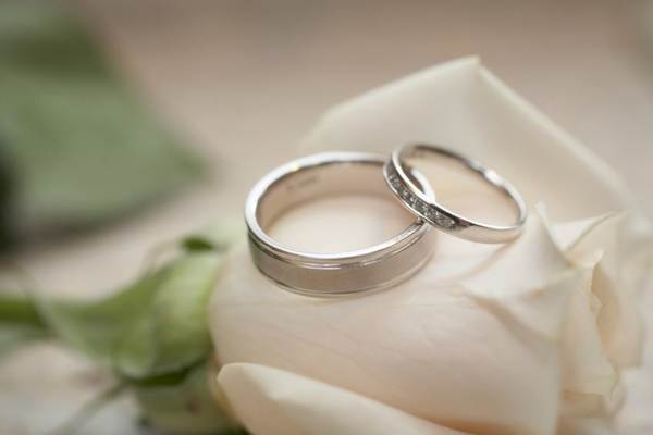 cincin perkahwinan tidak dapat ditanggalkan 