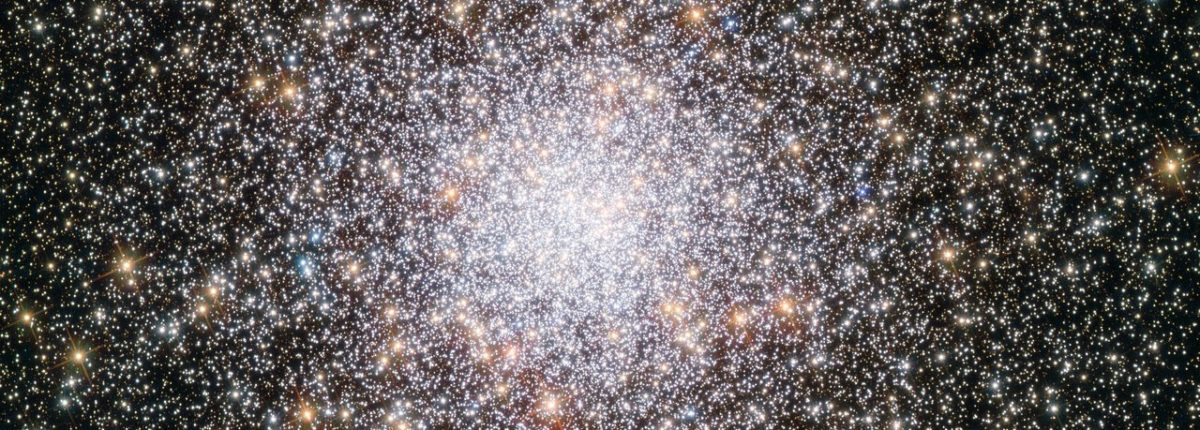 Teleskop Hubble mengambil gambar sekumpulan globular yang tidak biasa 