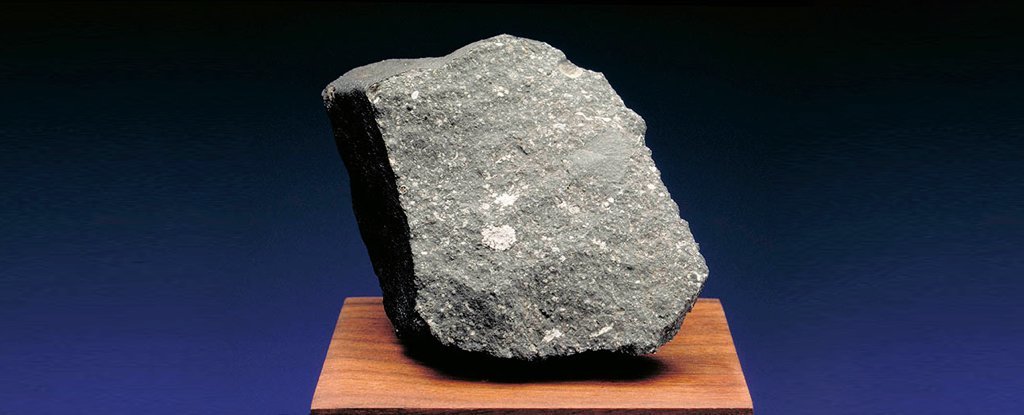 Para saintis telah menemui bahan interstellar 'menakjubkan' yang lebih tua daripada sistem suria 