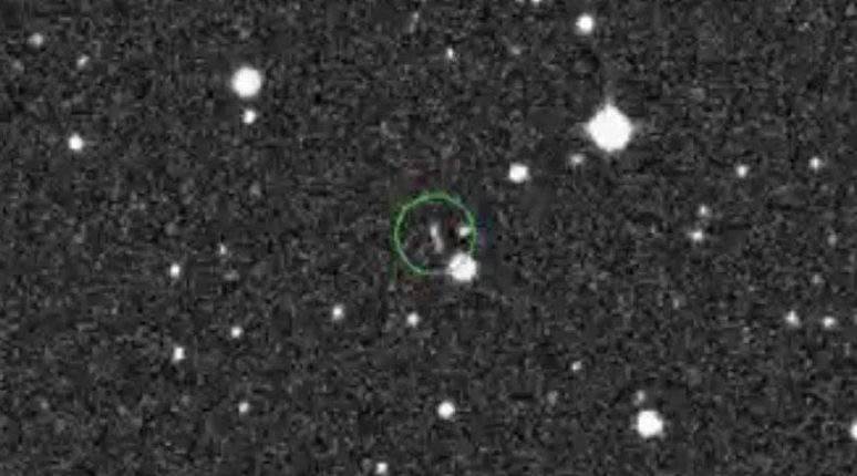 Bumi telah menangkap 'Bulan' lain, dan kita tidak memerhatikannya selama 3 tahun 